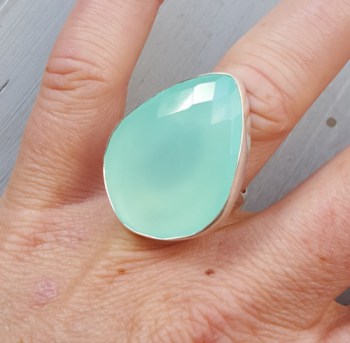 Zilveren ring gezet met facet aqua Chalcedoon 17 mm